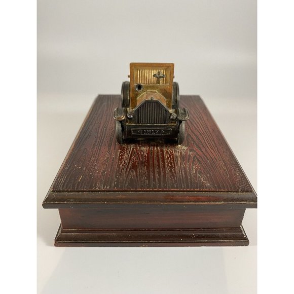 Vintage Playing Card Holder, 1917 Ford Model T Car, Faux Wood Box, Giftco - Picture 3 of 11